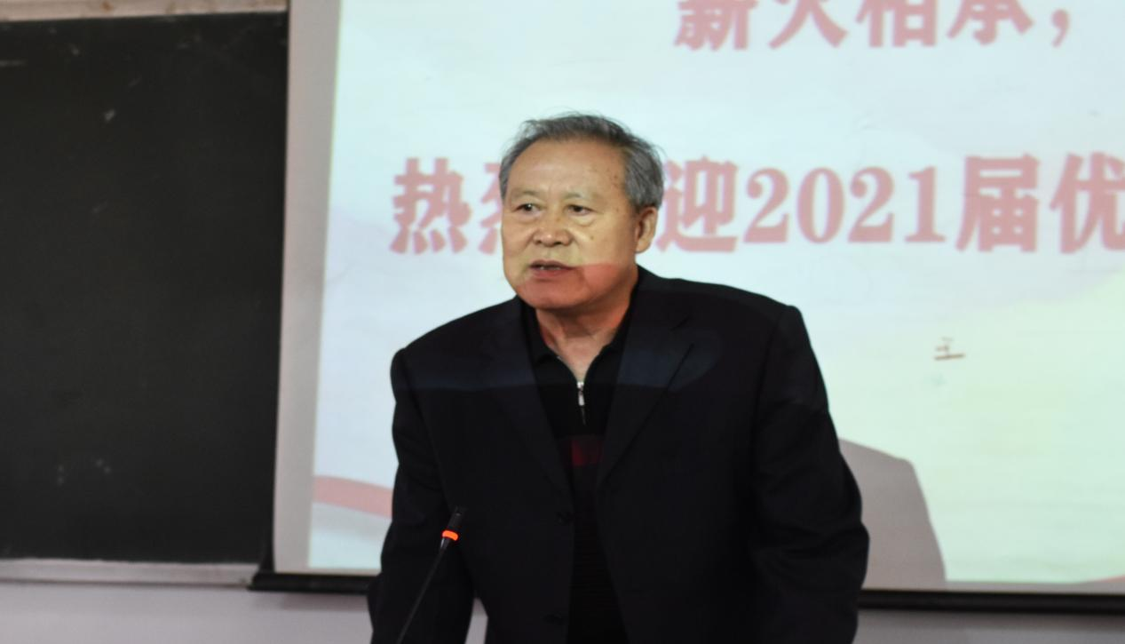 薪火相承，心栖梦归处 ——bat365在线中国官网登录入口开展优秀毕业生交流分享活动