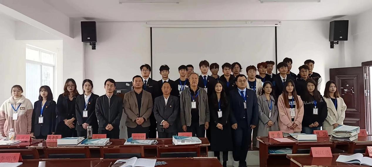 同心聚力学代会 逐梦青春向未来  ——bat365第十二次学生代表大会胜利召开