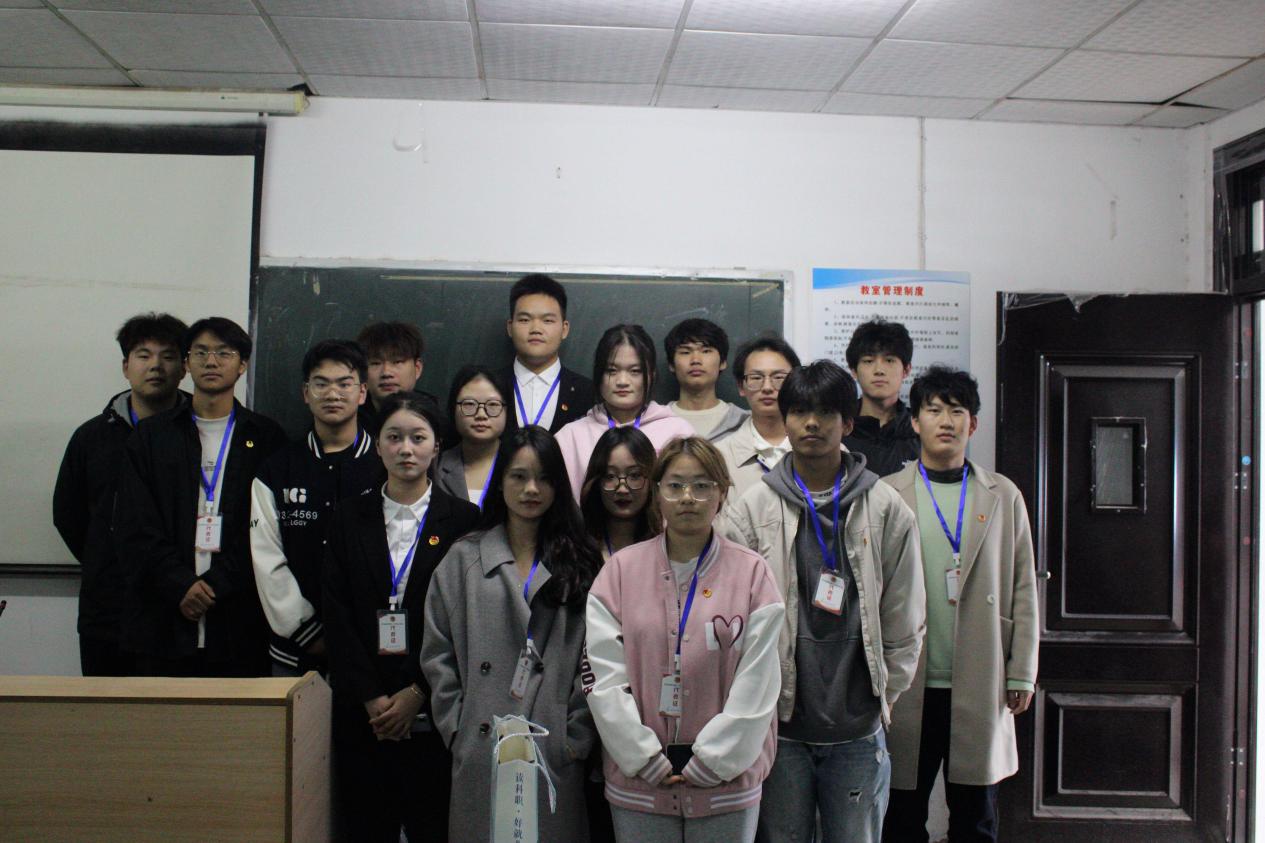 同心聚力学代会 逐梦青春向未来  ——bat365第十二次学生代表大会胜利召开