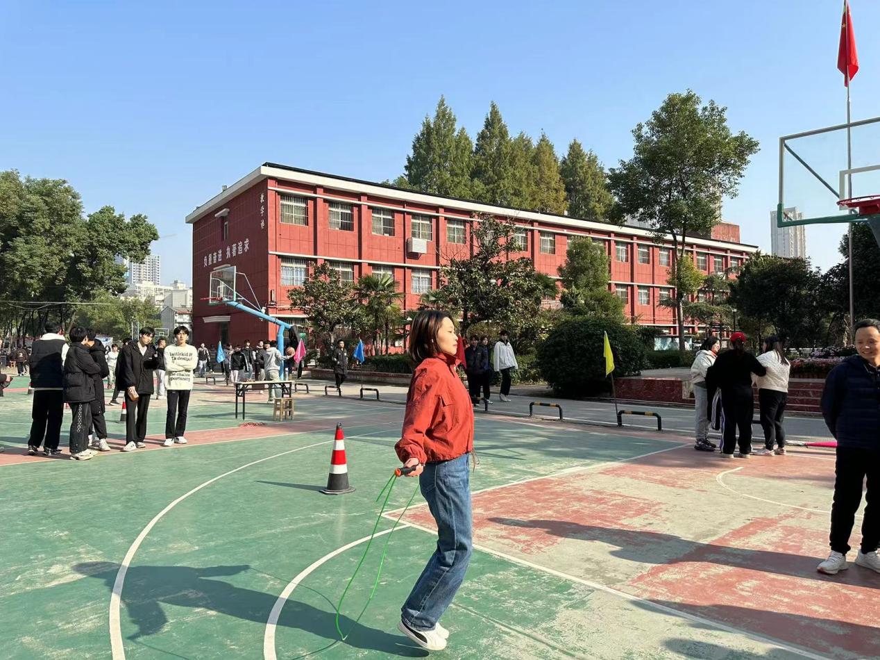 青春奋进新时代，运动逐梦向未来——bat365在线中国官网登录入口2023年秋季运动会暨教职工运动会