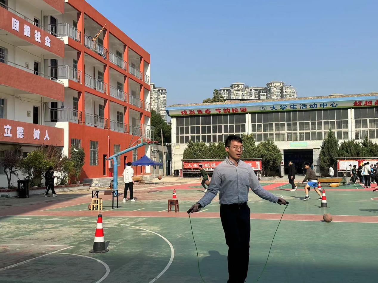 青春奋进新时代，运动逐梦向未来——bat365在线中国官网登录入口2023年秋季运动会暨教职工运动会