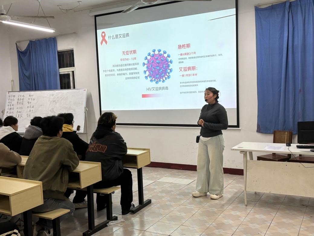 携手抗艾，观爱止艾 ▍bat365开展2024年艾滋病防治宣传活动