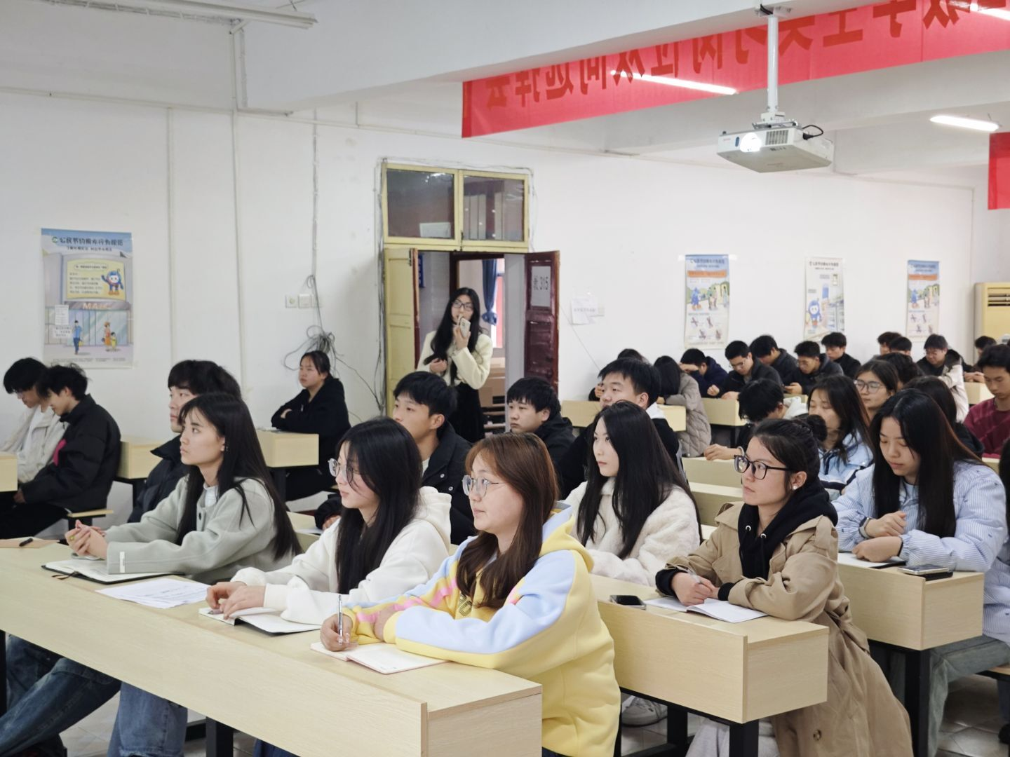 淬炼团学骨干，领航青春征程