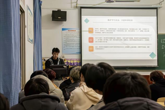 与青春共舞，和维权同行