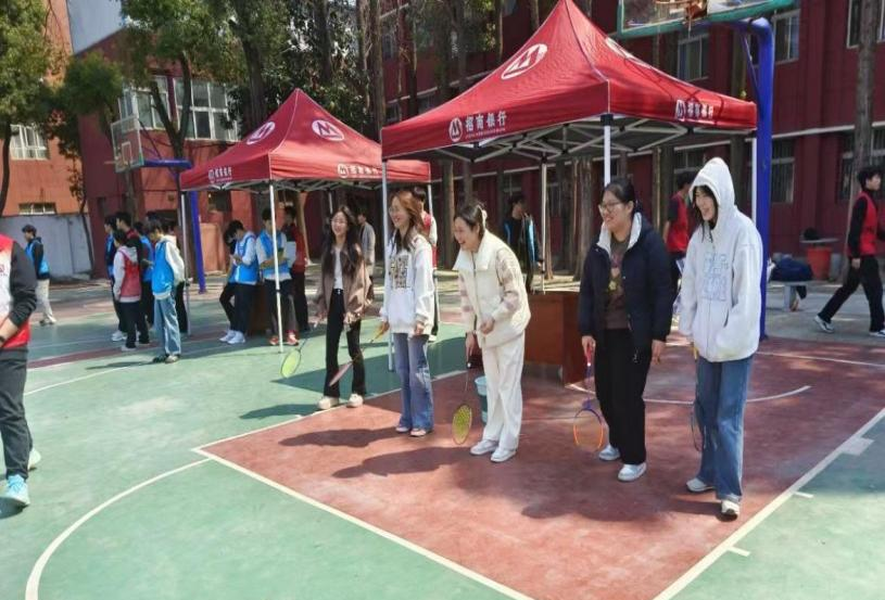 融党性于拓展，聚力量在党校