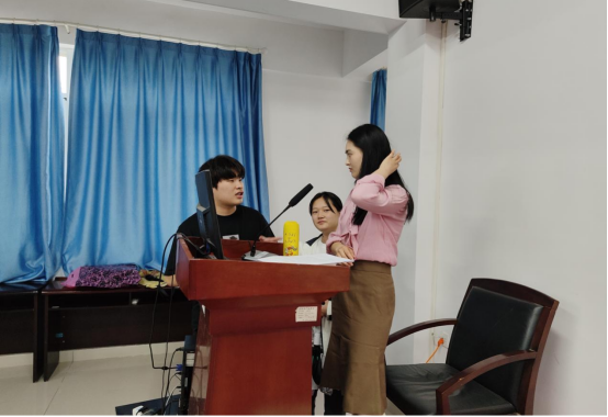 bat365顺利开展2025年职业教育活动周主题活动