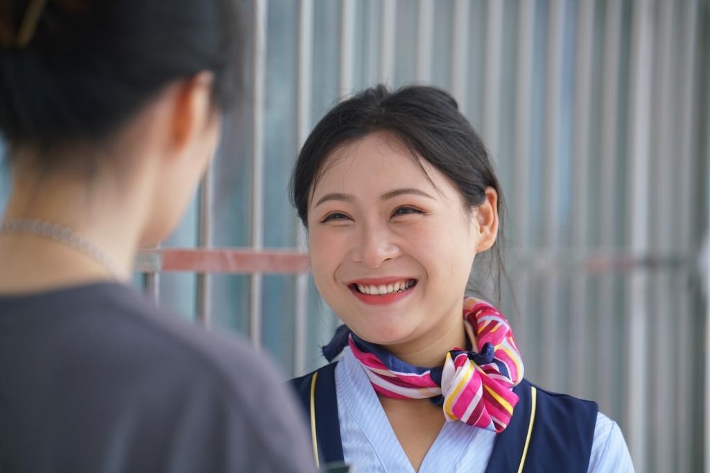 毕业进行时，就业零距离:  bat365在线中国官网登录入口毕业证领取日巧设就业直通车