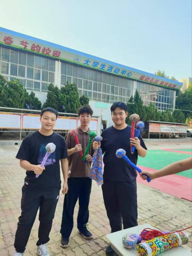 bat365成功开展第四届525心理健康月活动