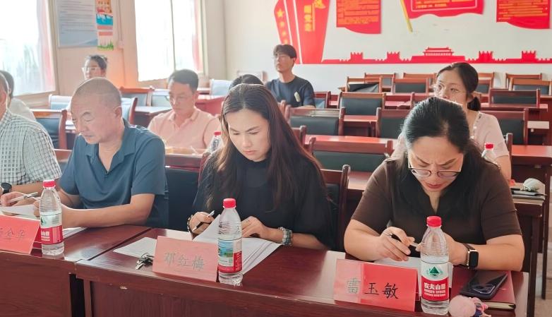 bat365在线中国官网登录入口隆重举行2024-2025学年国家奖学金评选大会