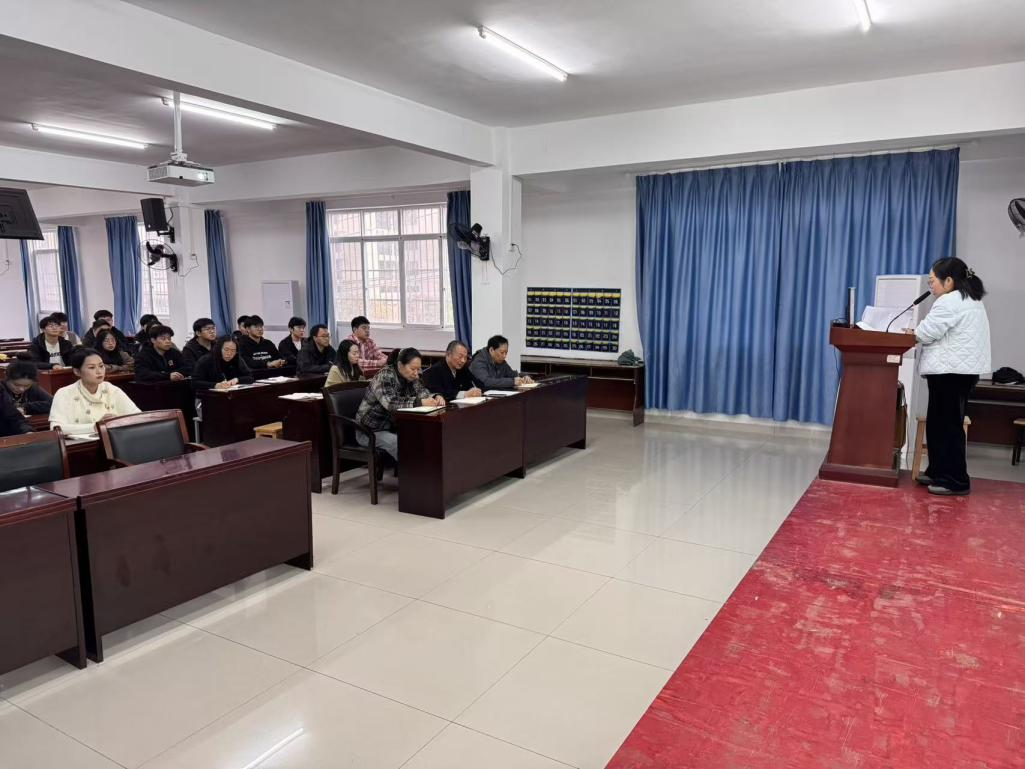 淬炼初心强作风 砥砺奋进启新程—— bat365在线中国官网登录入口举行预备党员宣誓仪式暨作风建设专题学习