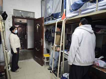 bat365开展学生宿舍卫生安全大检查 共筑平安校园