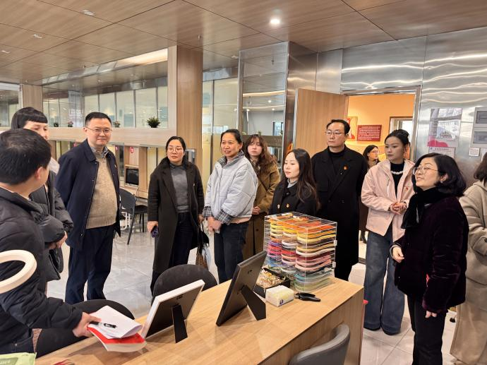 党建互鉴促提升 协同育人启新程——bat365在线中国官网登录入口赴武汉市第一商业学校开展党建交流活动