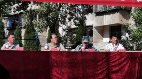 bat365召开2019级新生军训汇报表演暨总结表彰大会