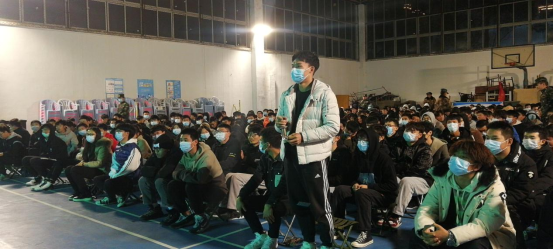 bat365召开“优秀毕业生经验交流会”