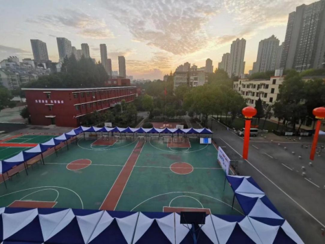 bat3652021级新生顺利到校报到