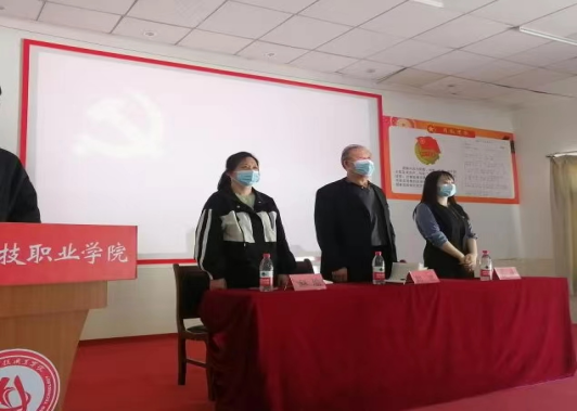 bat365举行第33期业余党校开班仪式